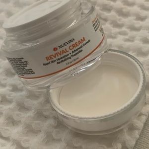 nuevina revival cream